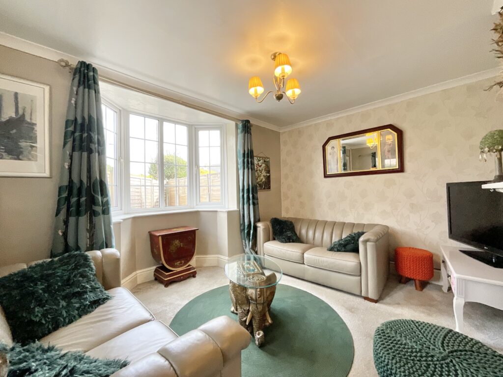 Main Road, Shavington, CW2