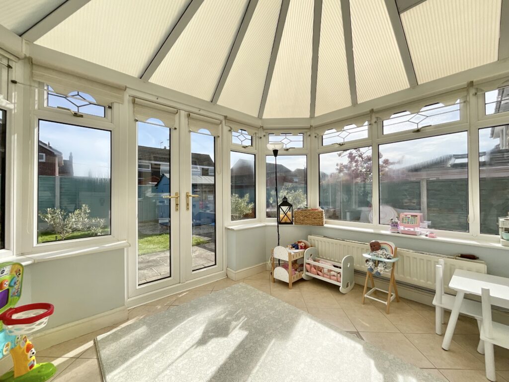 Ambleside Close, Wistaston, CW2