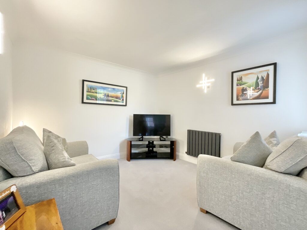 Kingsdown Close, Weston, CW2