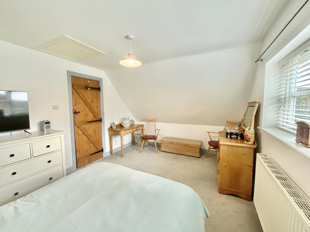 Mount Pleasant, Derrington, ST18