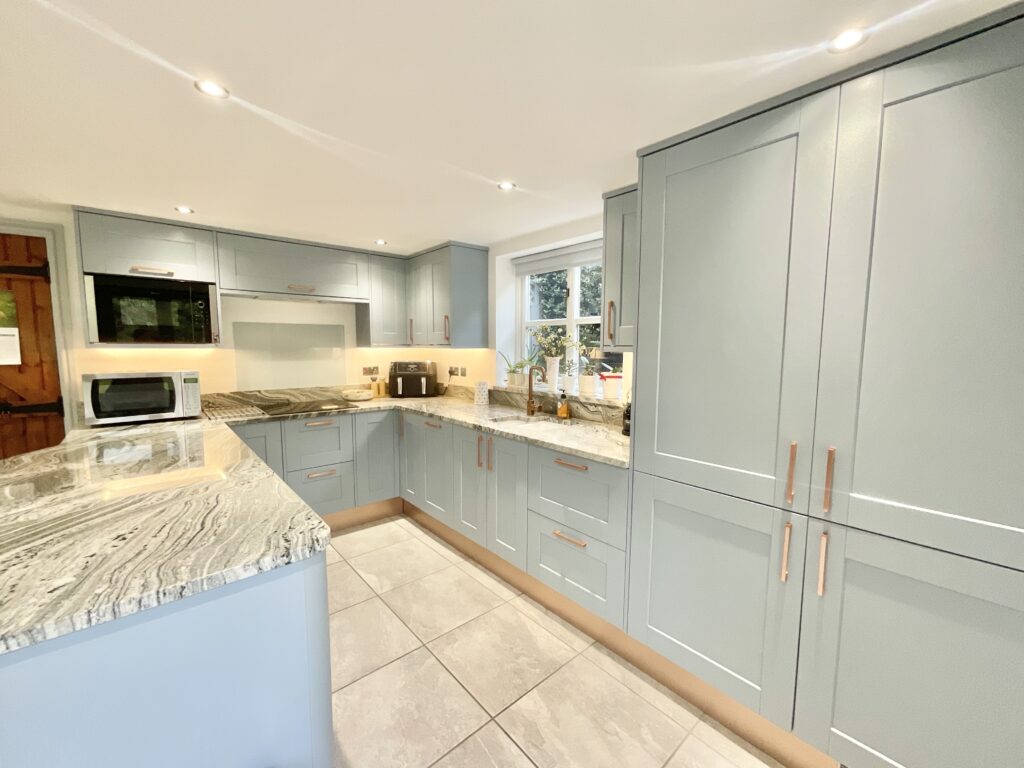 Mount Pleasant, Derrington, ST18