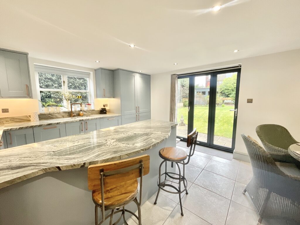 Mount Pleasant, Derrington, ST18