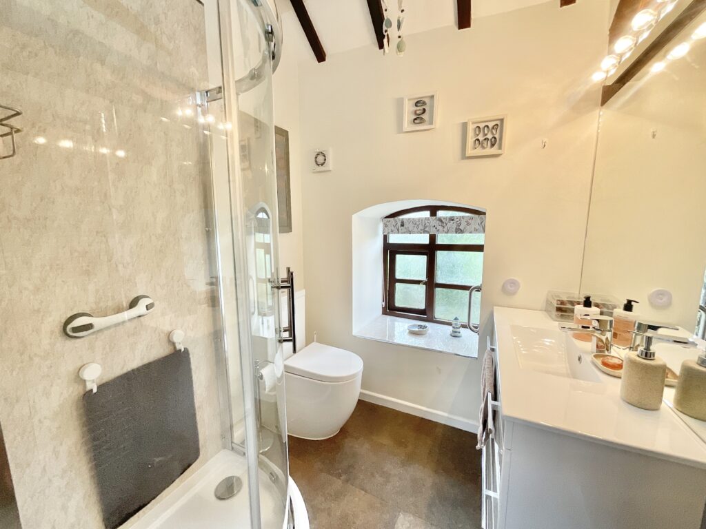 Bishops Offley, Stafford, ST21