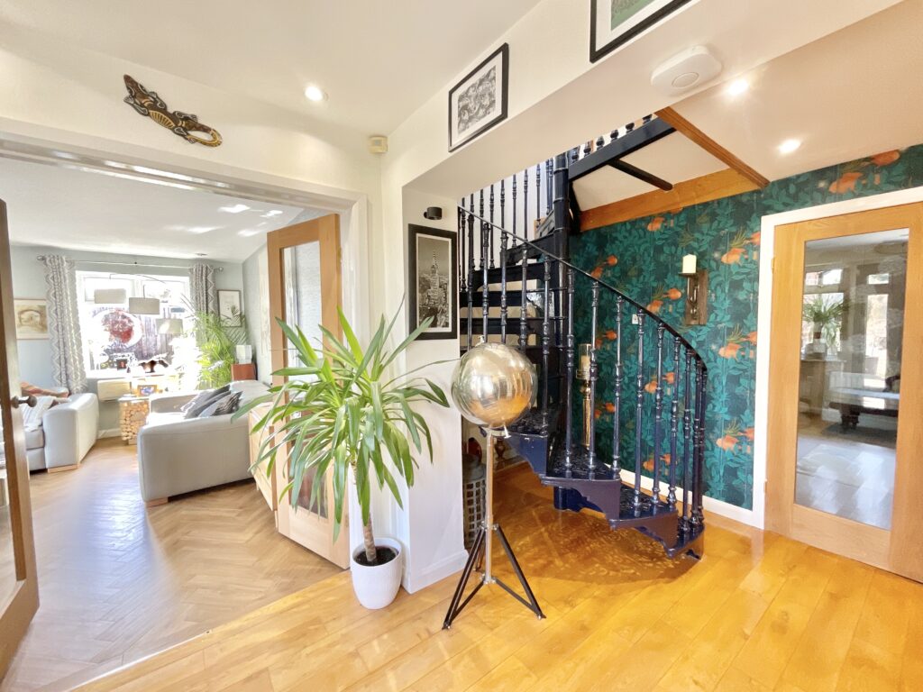 Yew Tree Lane, Wistanswick, TF9