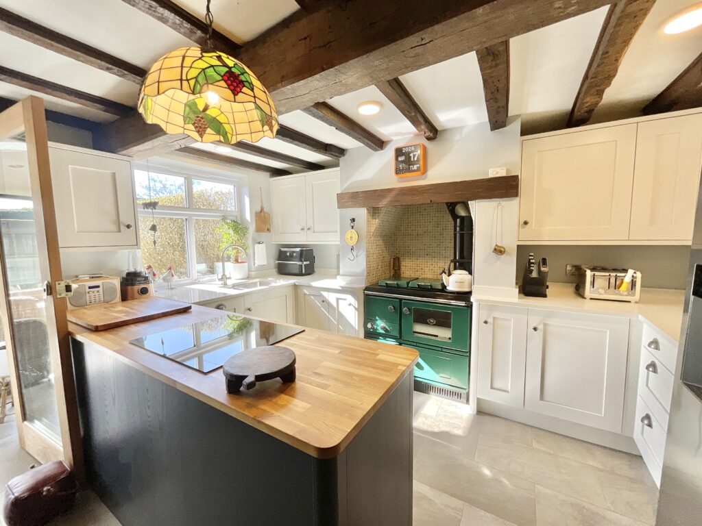 Yew Tree Lane, Wistanswick, TF9