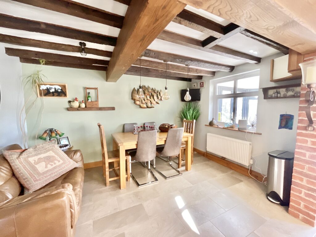 Yew Tree Lane, Wistanswick, TF9