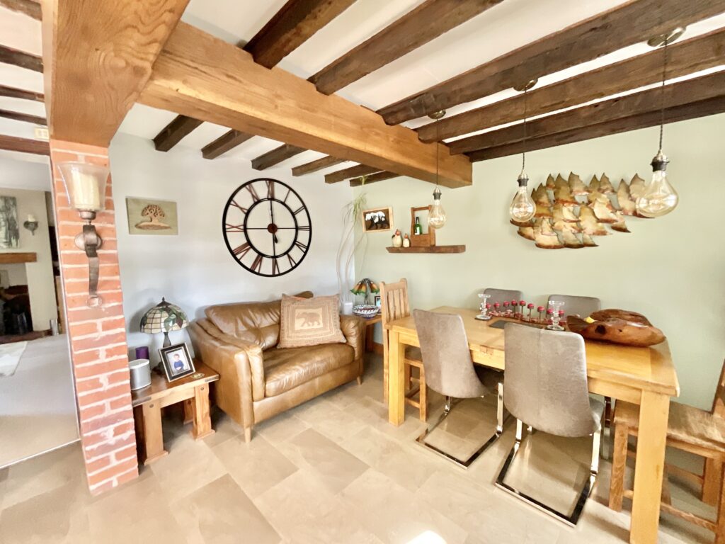 Yew Tree Lane, Wistanswick, TF9