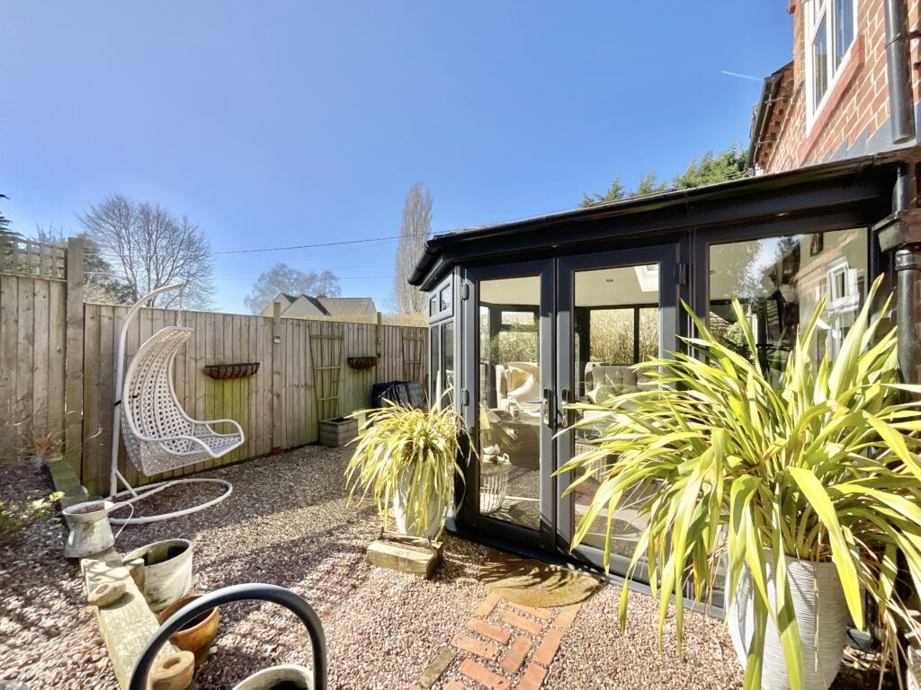 Yew Tree Lane, Wistanswick, TF9