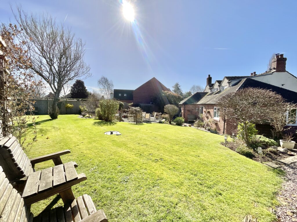 Yew Tree Lane, Wistanswick, TF9