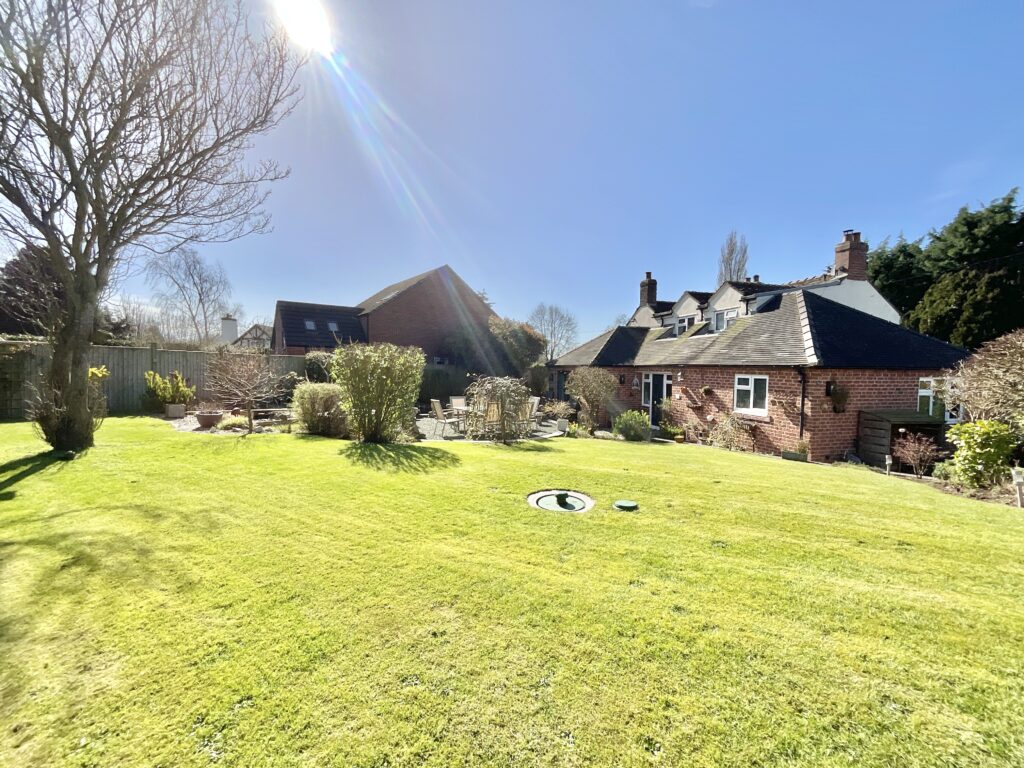 Yew Tree Lane, Wistanswick, TF9