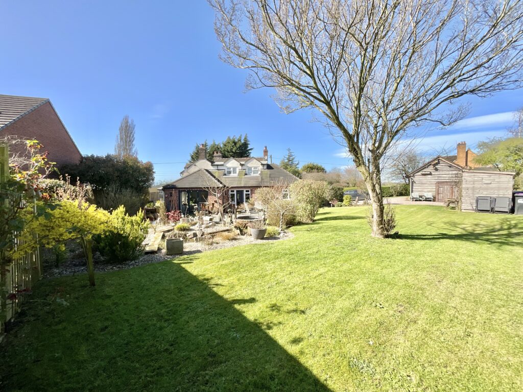 Yew Tree Lane, Wistanswick, TF9