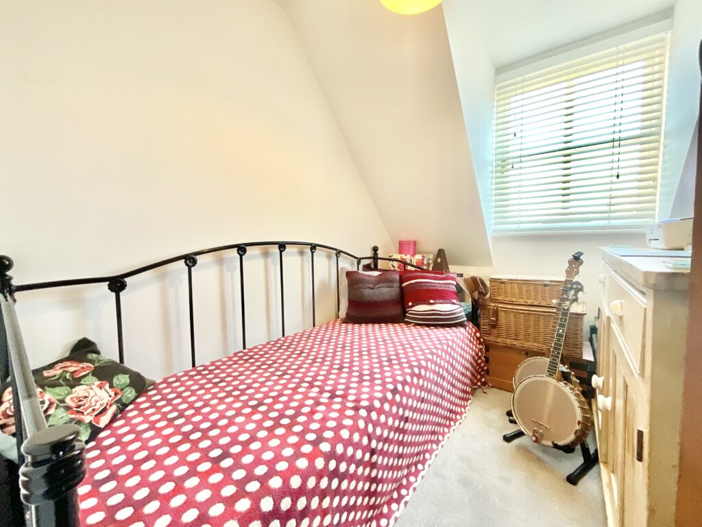 Mount Pleasant, Derrington, ST18