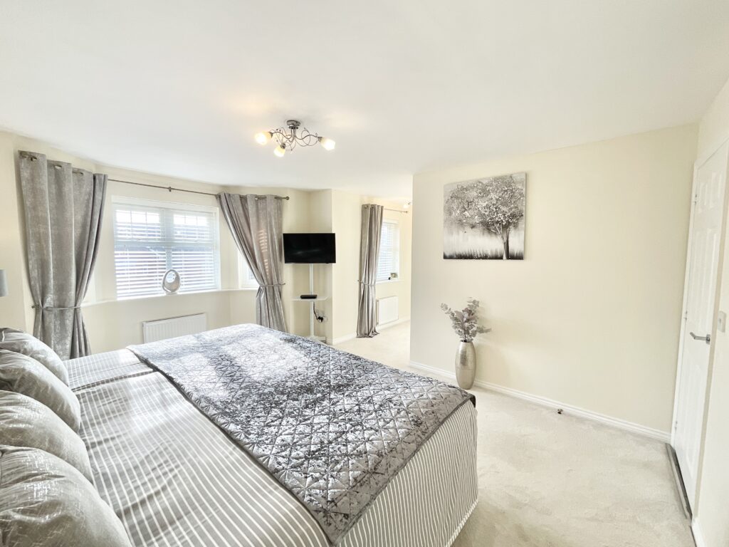 Hugo Way, Loggerheads, TF9