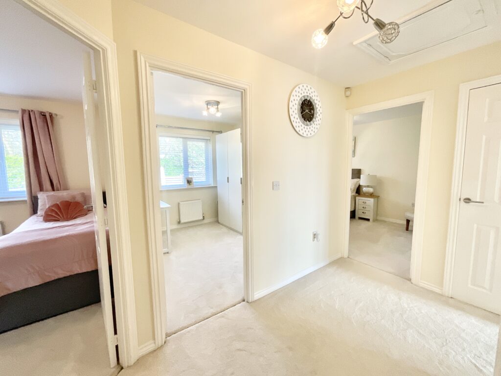 Hugo Way, Loggerheads, TF9