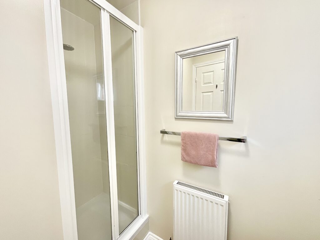 Hugo Way, Loggerheads, TF9