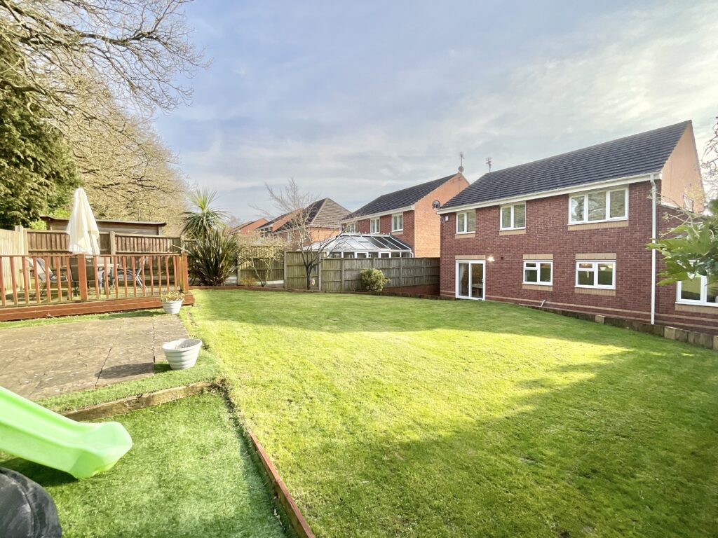 Hugo Way, Loggerheads, TF9