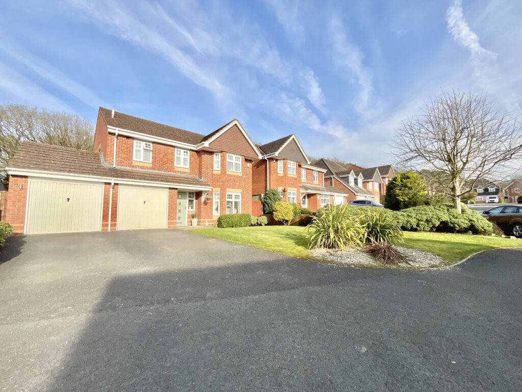 Hugo Way, Loggerheads, TF9