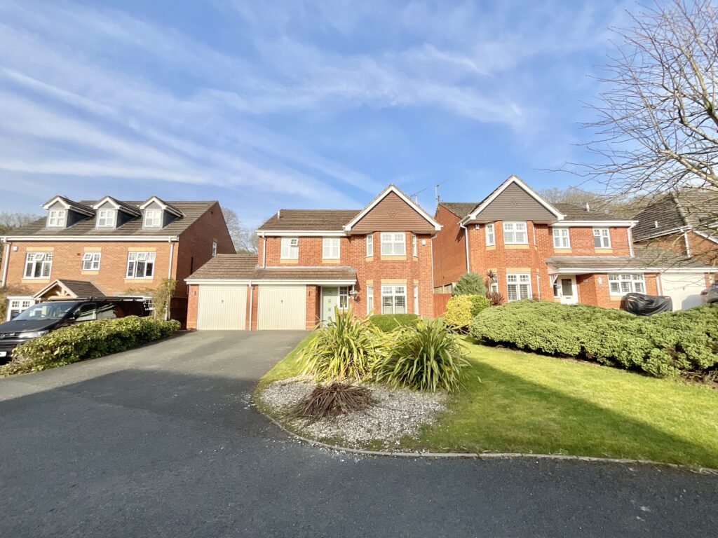 Hugo Way, Loggerheads, TF9