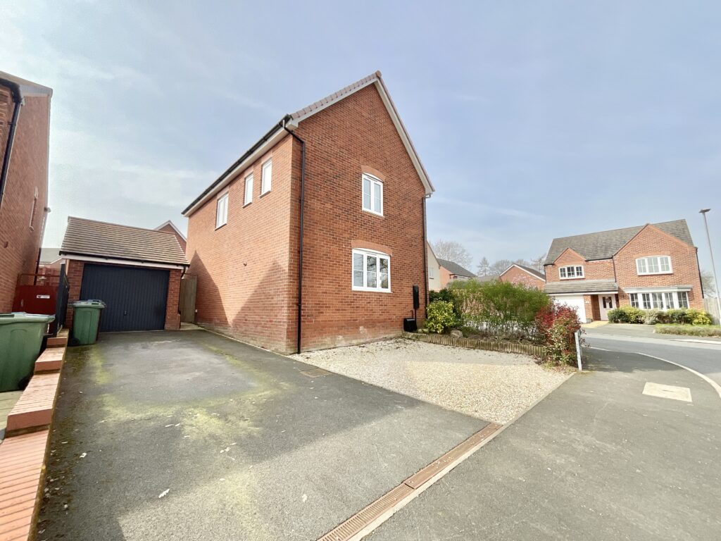 Wheelwright Drive, Eccleshall, ST21