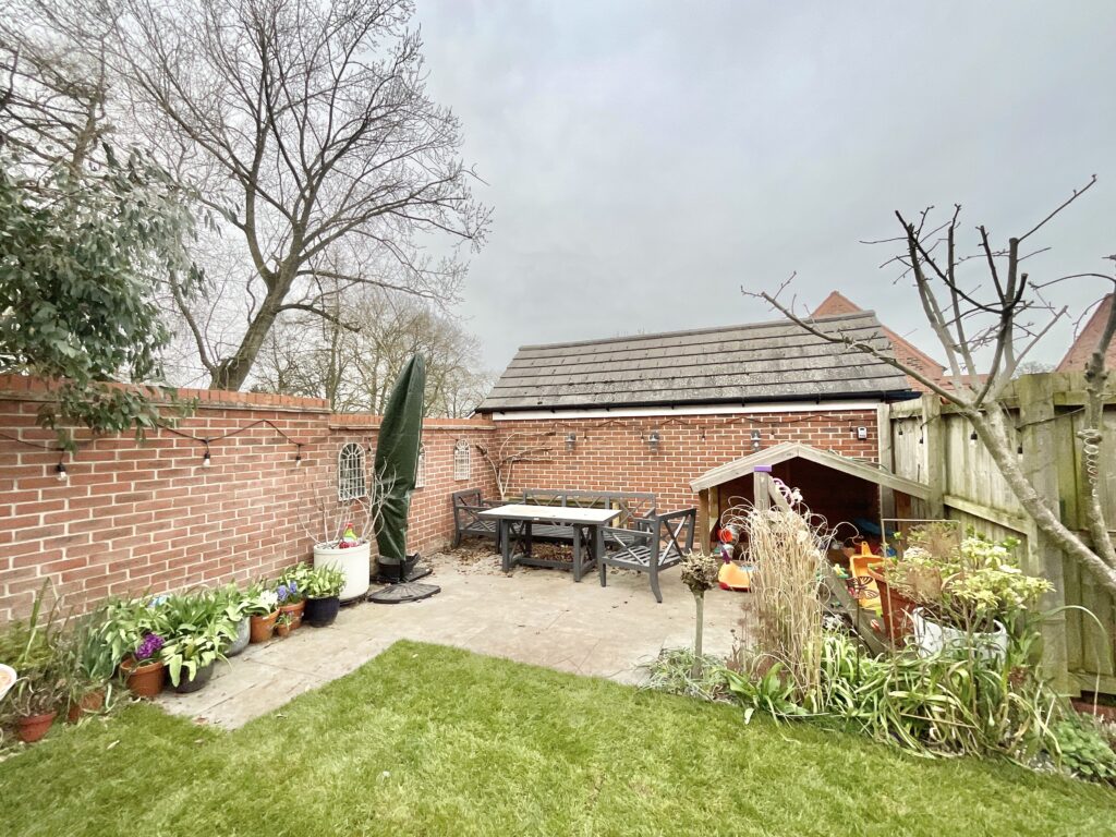 Stafford Road, Eccleshall, ST21