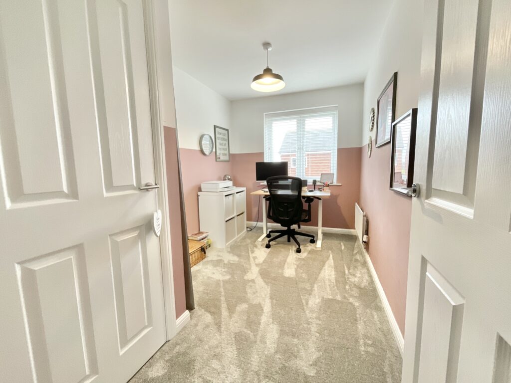 Wheelwright Drive, Eccleshall, ST21