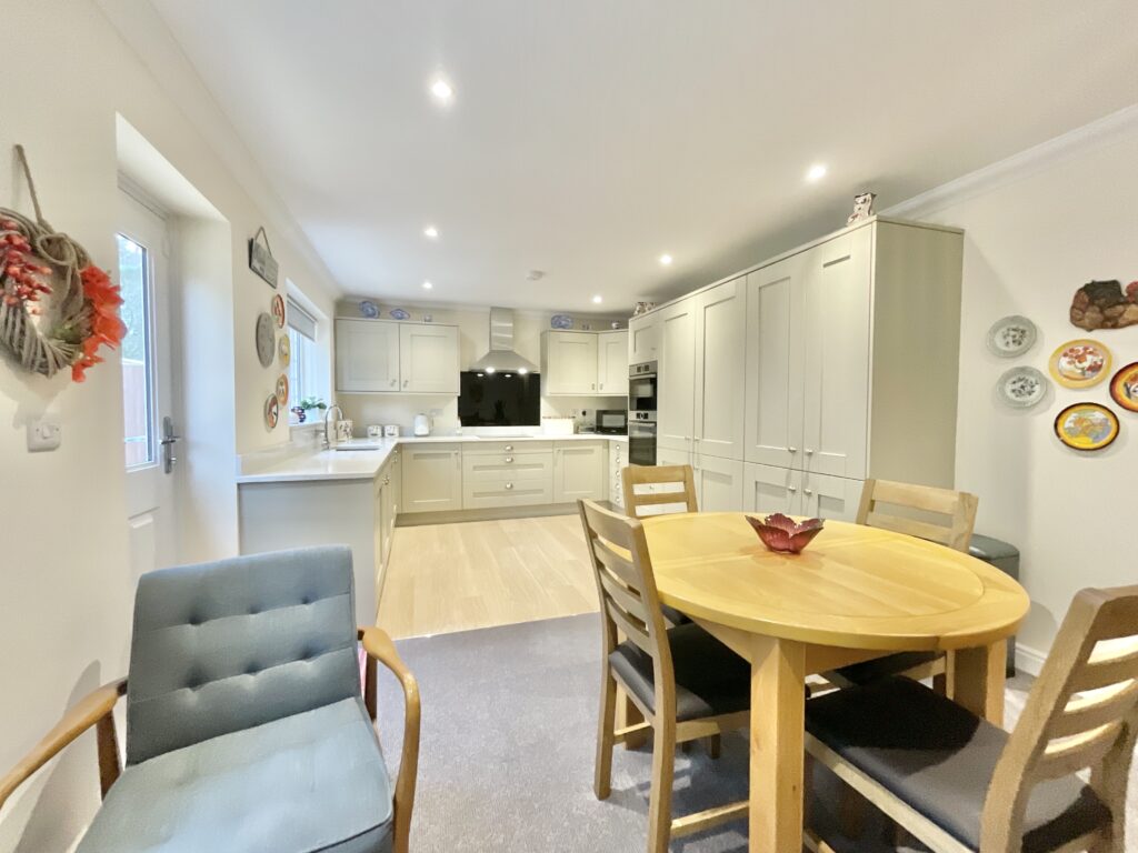 Burnt Oaks Place, Loggerheads, TF9