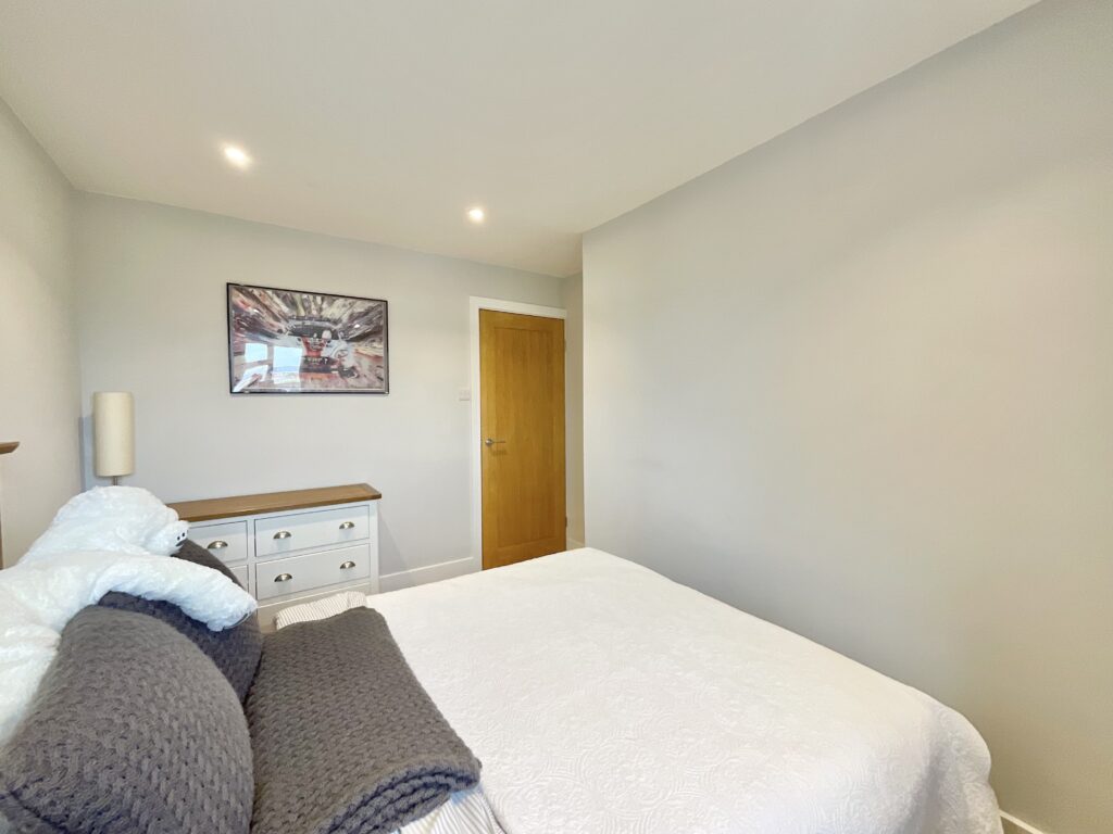 Valley Road, Stone, ST15