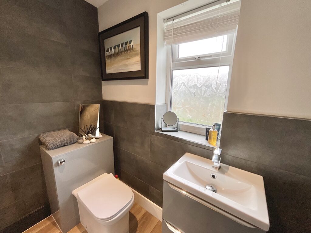 Valley Road, Stone, ST15