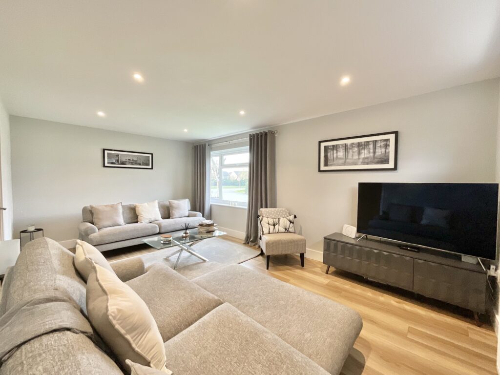 Valley Road, Stone, ST15