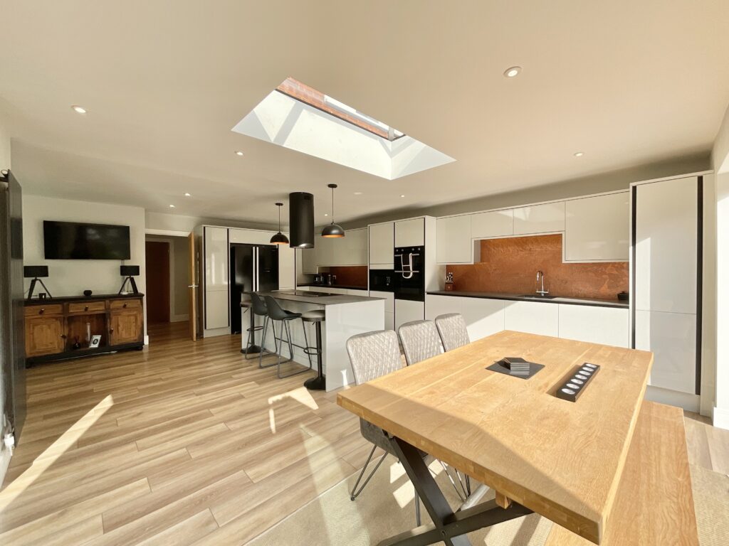 Valley Road, Stone, ST15