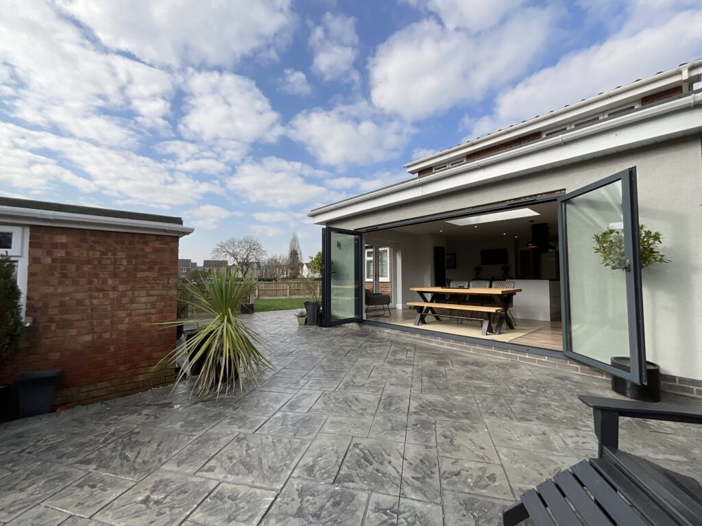 Valley Road, Stone, ST15