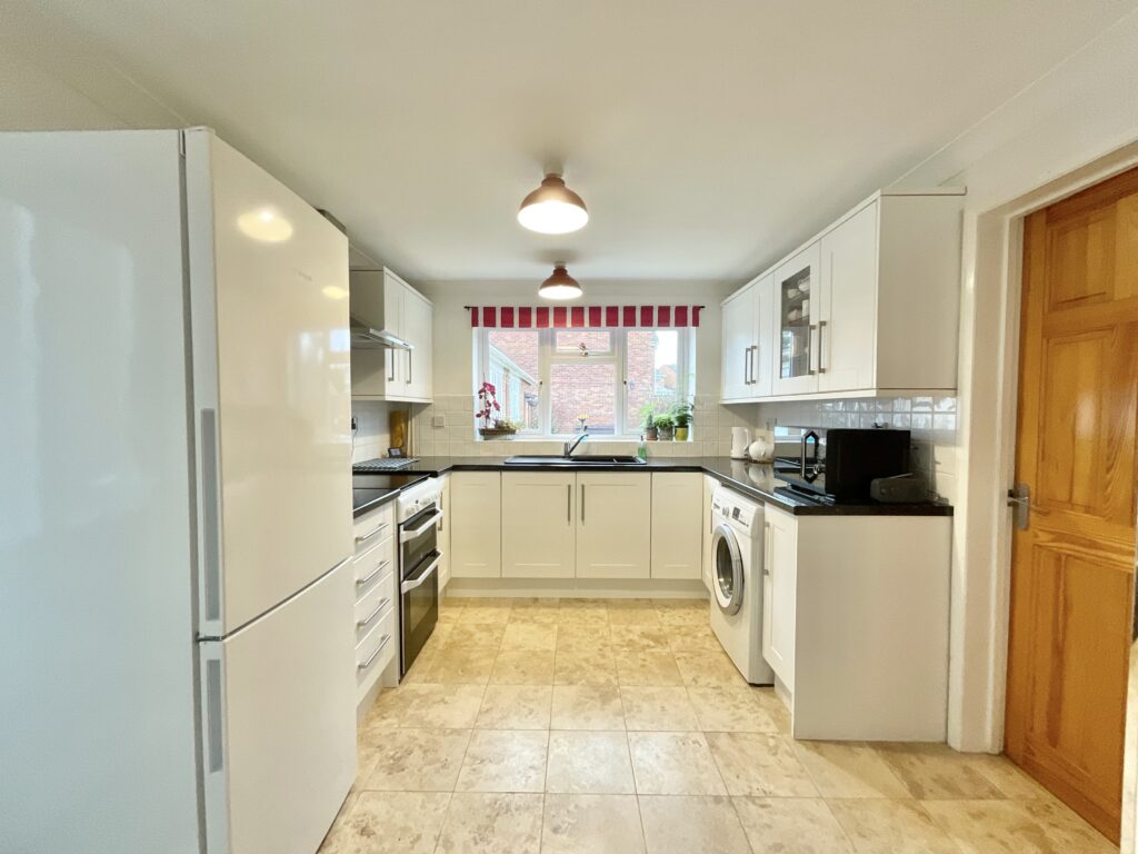 Bevandean Close, Stoke-On-Trent, ST4