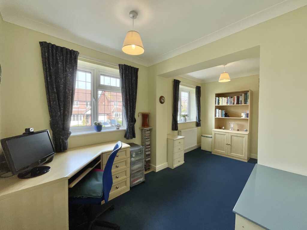 Oldfield Drive, Stone, ST15