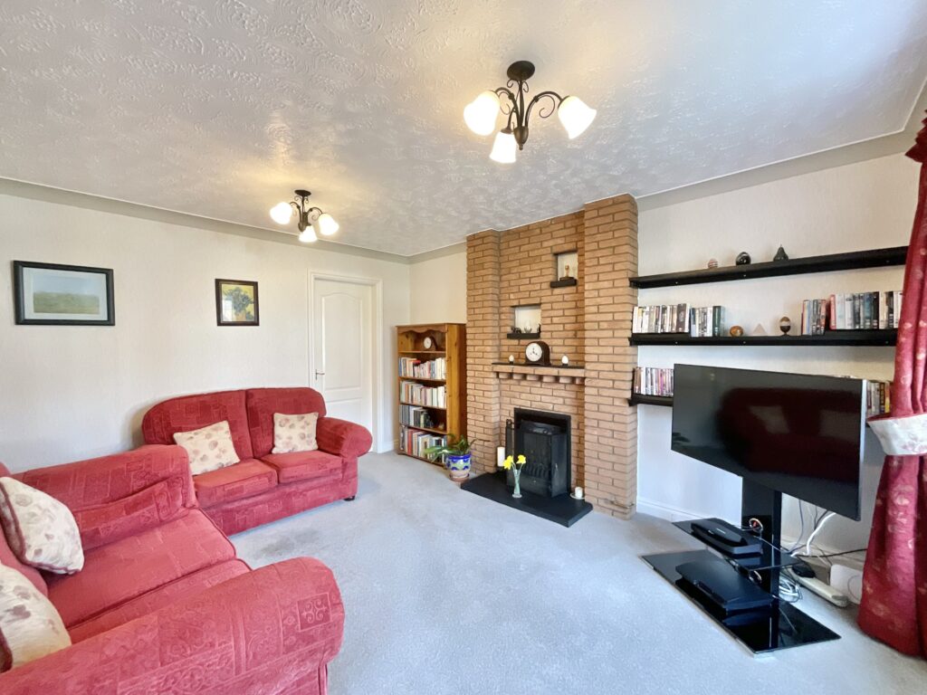 Oldfield Drive, Stone, ST15