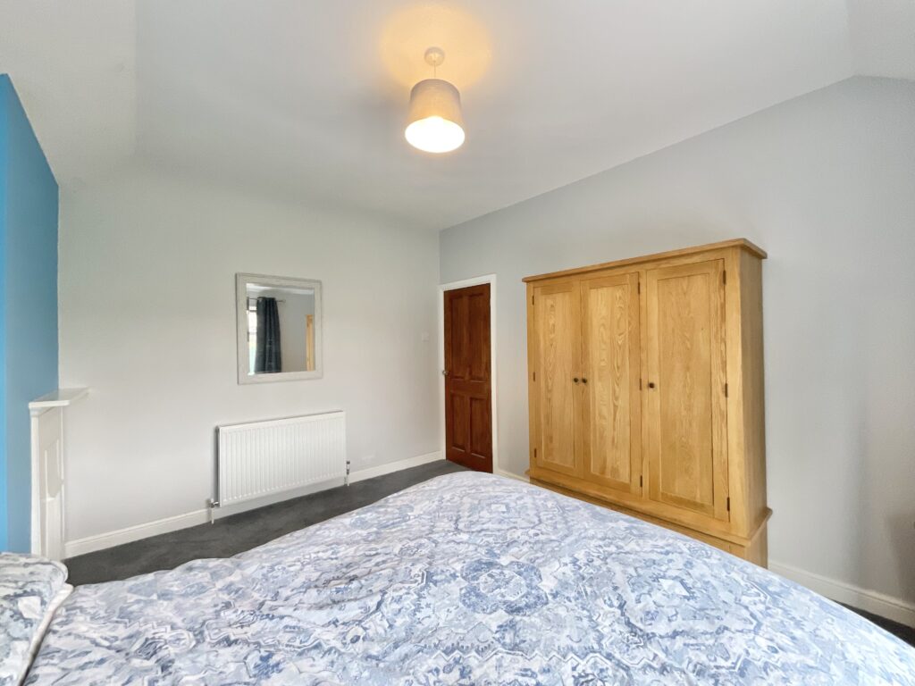 Field Terrace, Stone, ST15