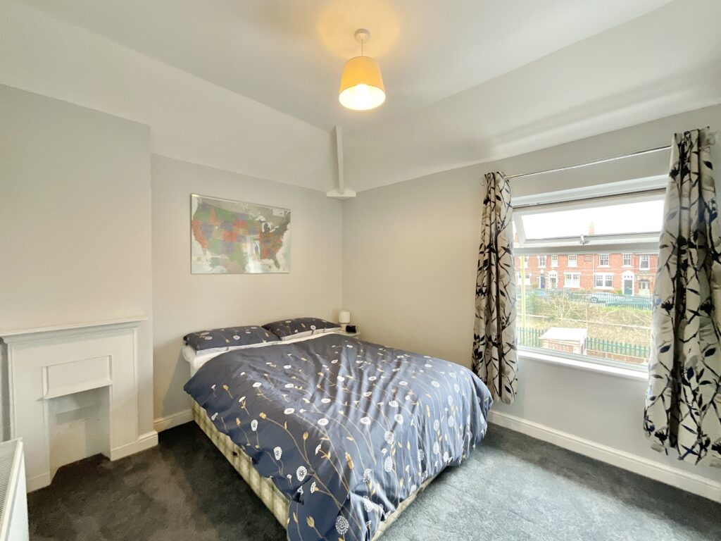 Field Terrace, Stone, ST15