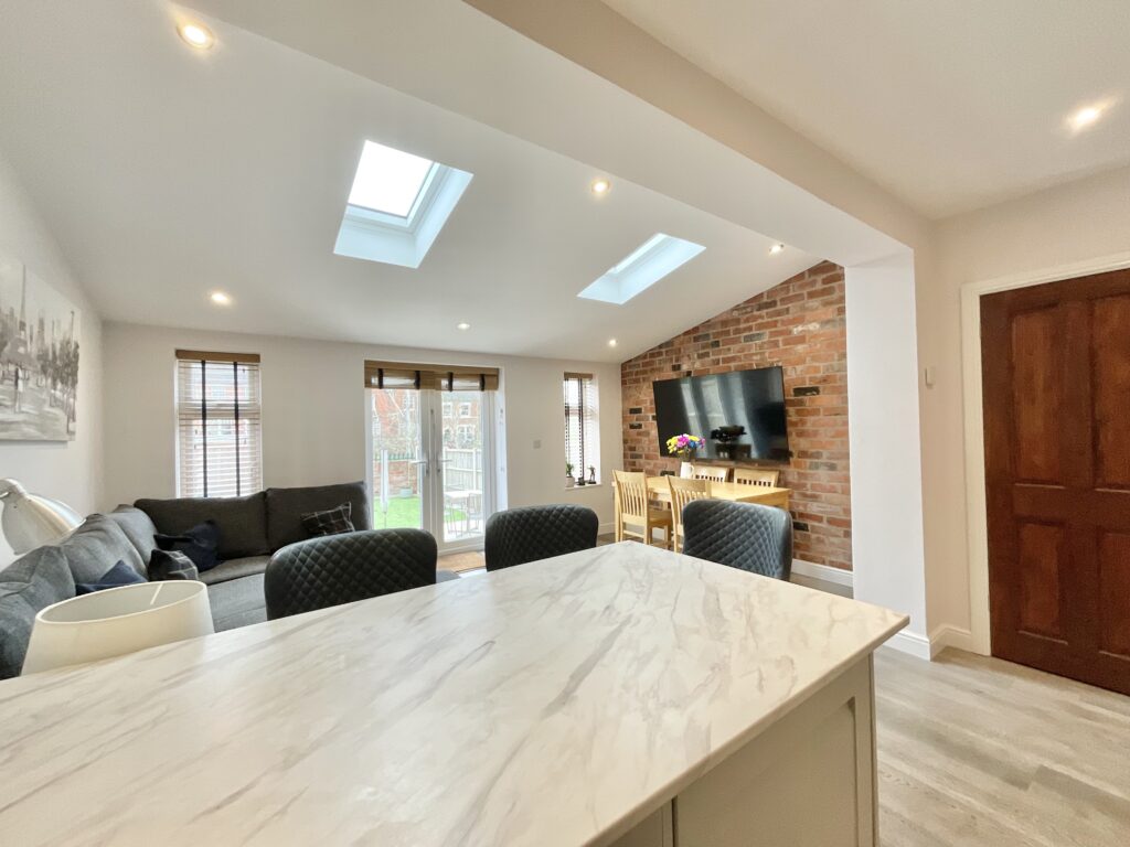 Field Terrace, Stone, ST15