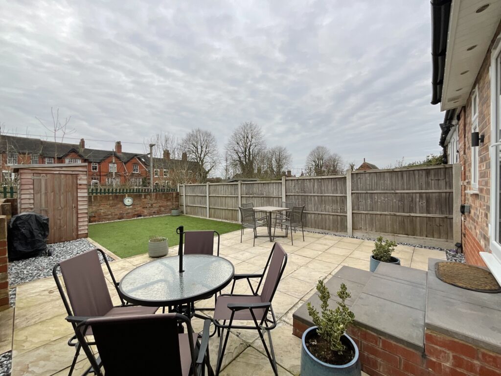 Field Terrace, Stone, ST15