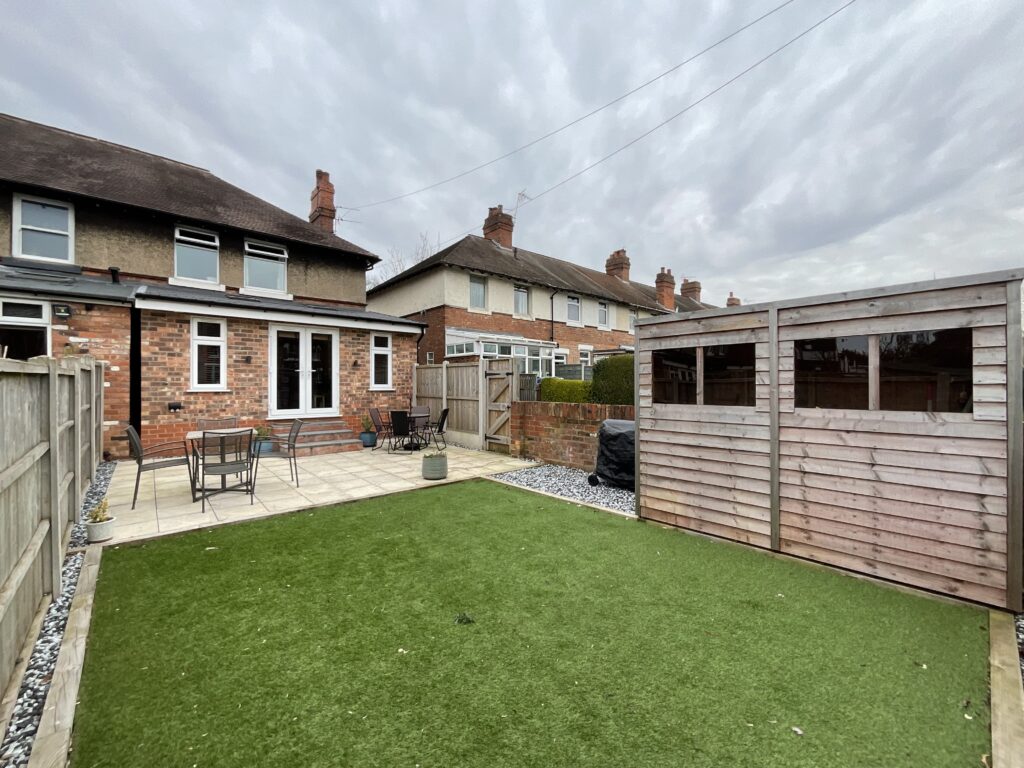 Field Terrace, Stone, ST15