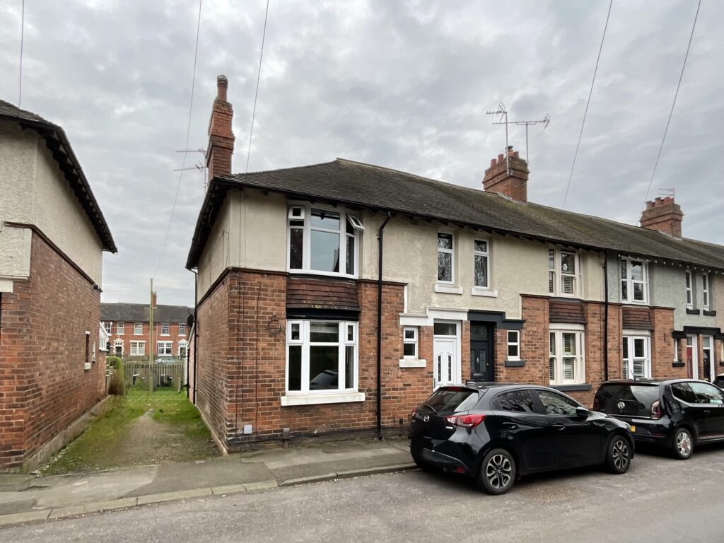 Field Terrace, Stone, ST15