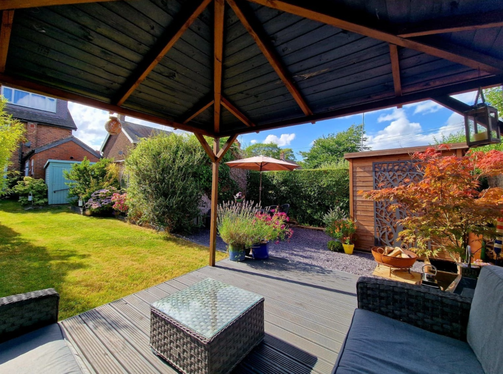 Park Drive, Barlaston, ST12