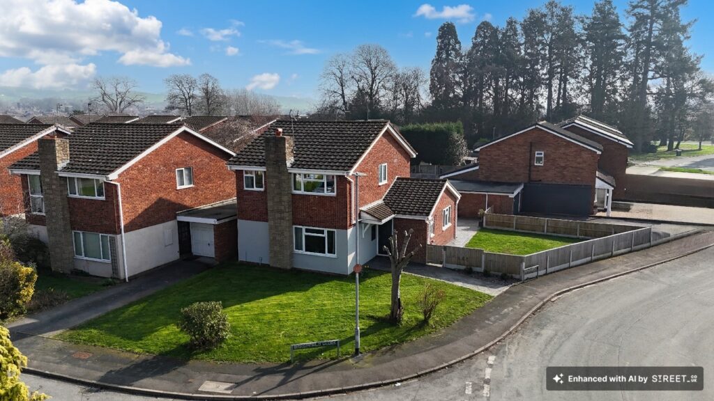 Valley Road, Stone, ST15