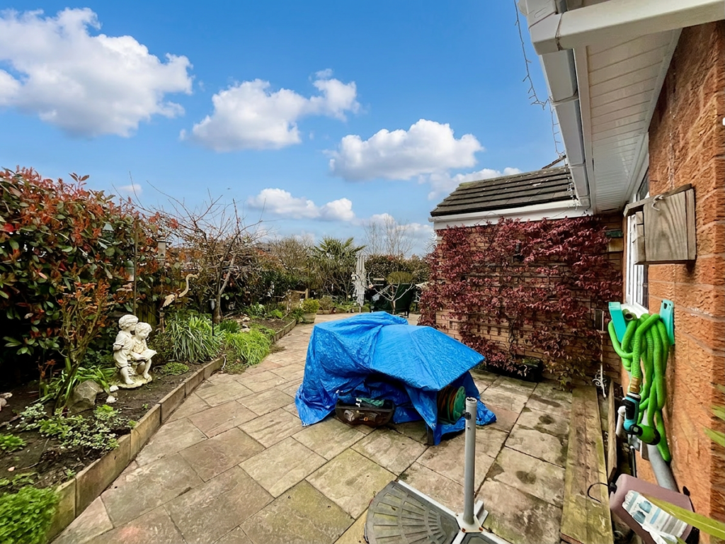 Hawthorne Avenue, Stoke-On-Trent, ST4