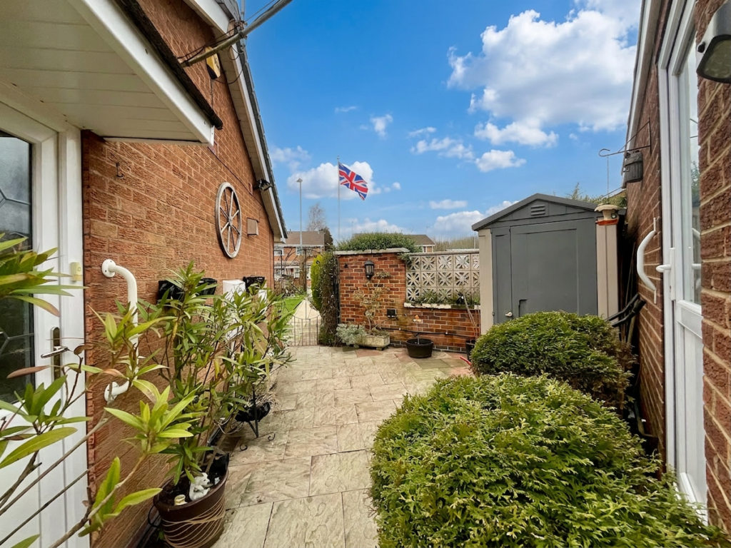 Hawthorne Avenue, Stoke-On-Trent, ST4