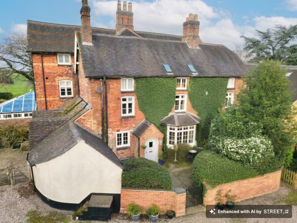 Walton Bank, Eccleshall, ST21