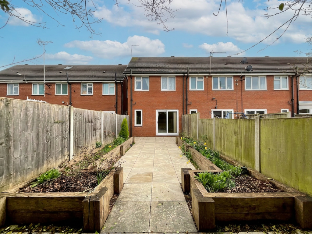 Stafford Close, Stone, ST15