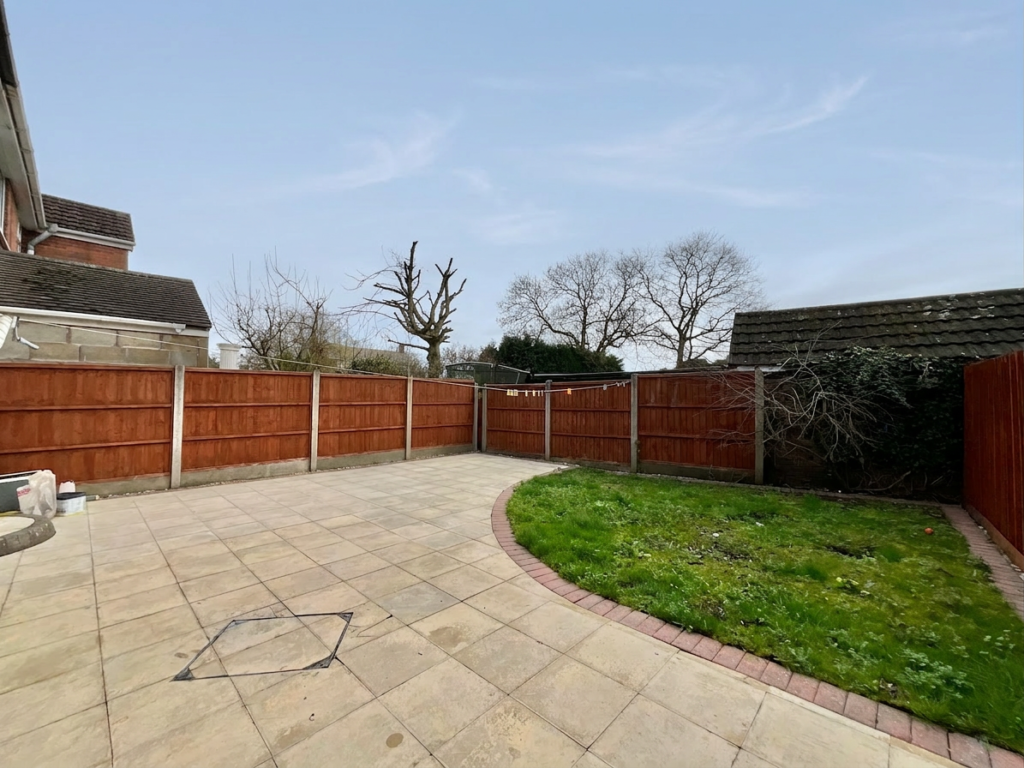 Cranberry Avenue, Checkley, ST10