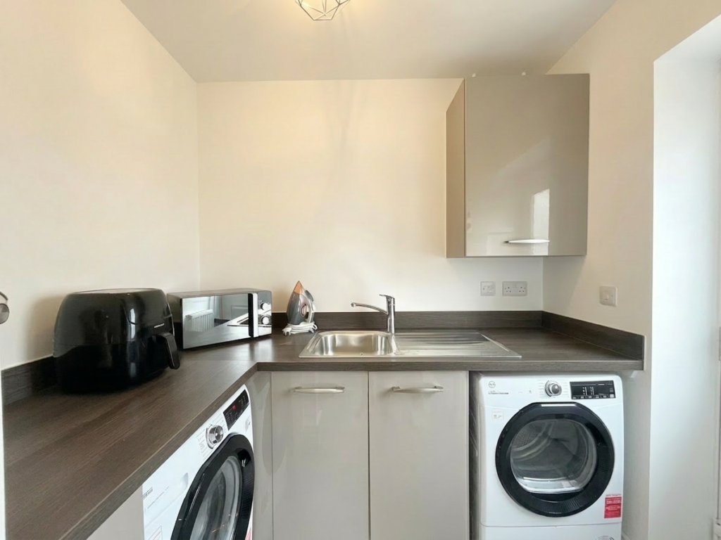 Harold Hines Way, Stoke-On-Trent, ST4