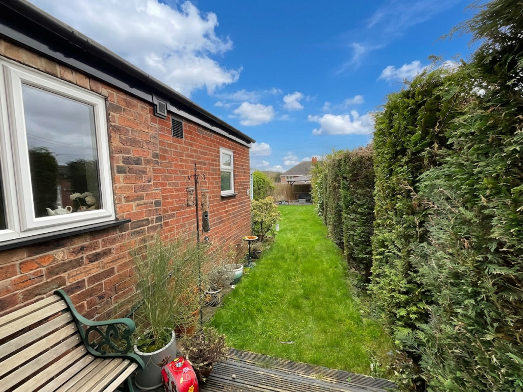 Park Drive, Barlaston, ST12