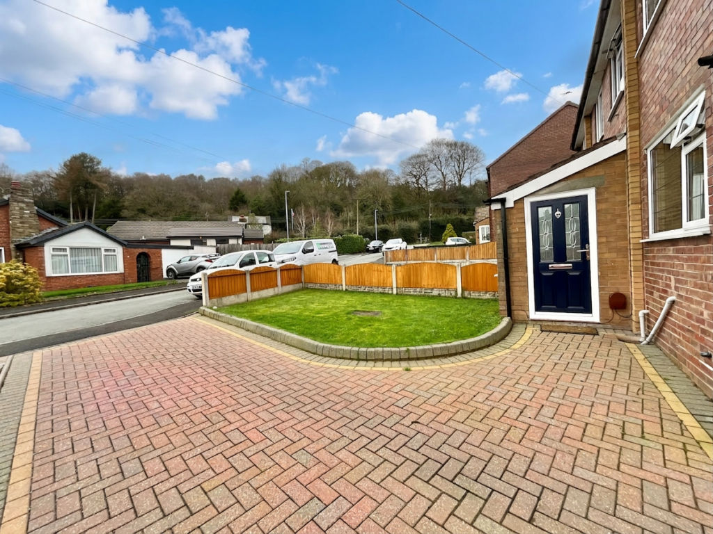 Patch Meadow Road, Cheadle, ST10